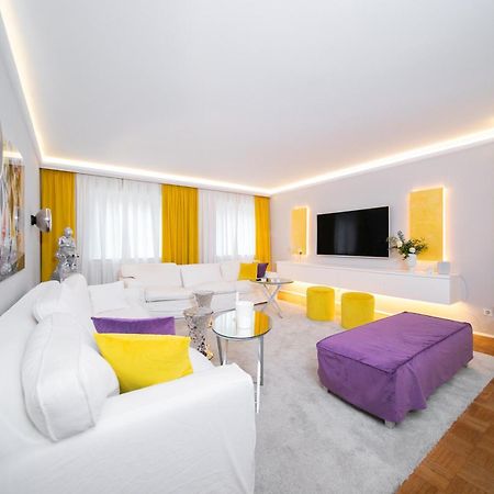 ניאוס Loft4You - Hideaway - By Favorite Stays מראה חיצוני תמונה