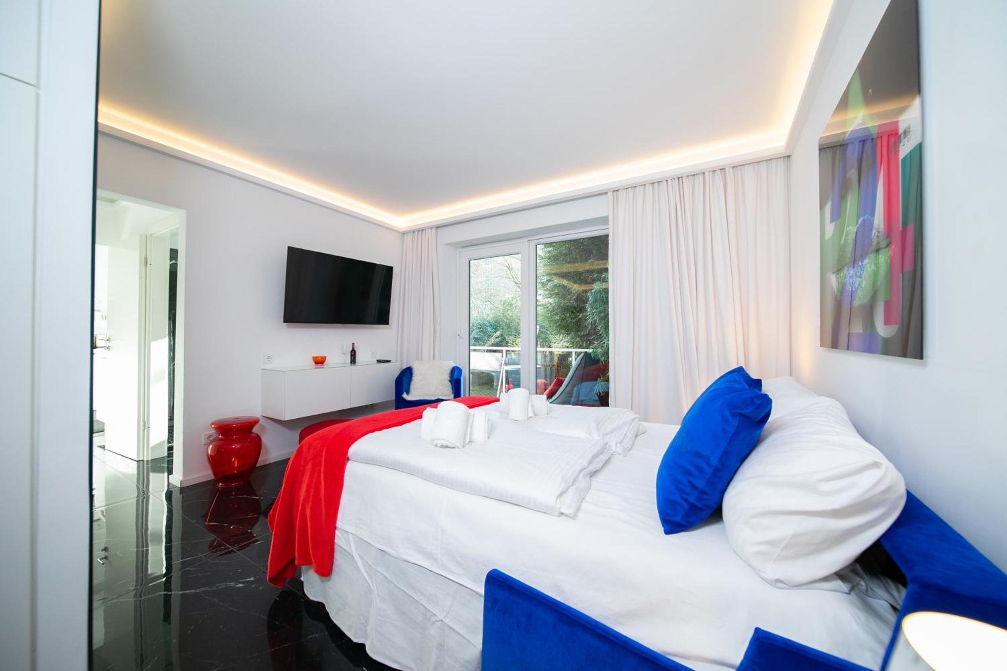 ניאוס Loft4You - Hideaway - By Favorite Stays מראה חיצוני תמונה