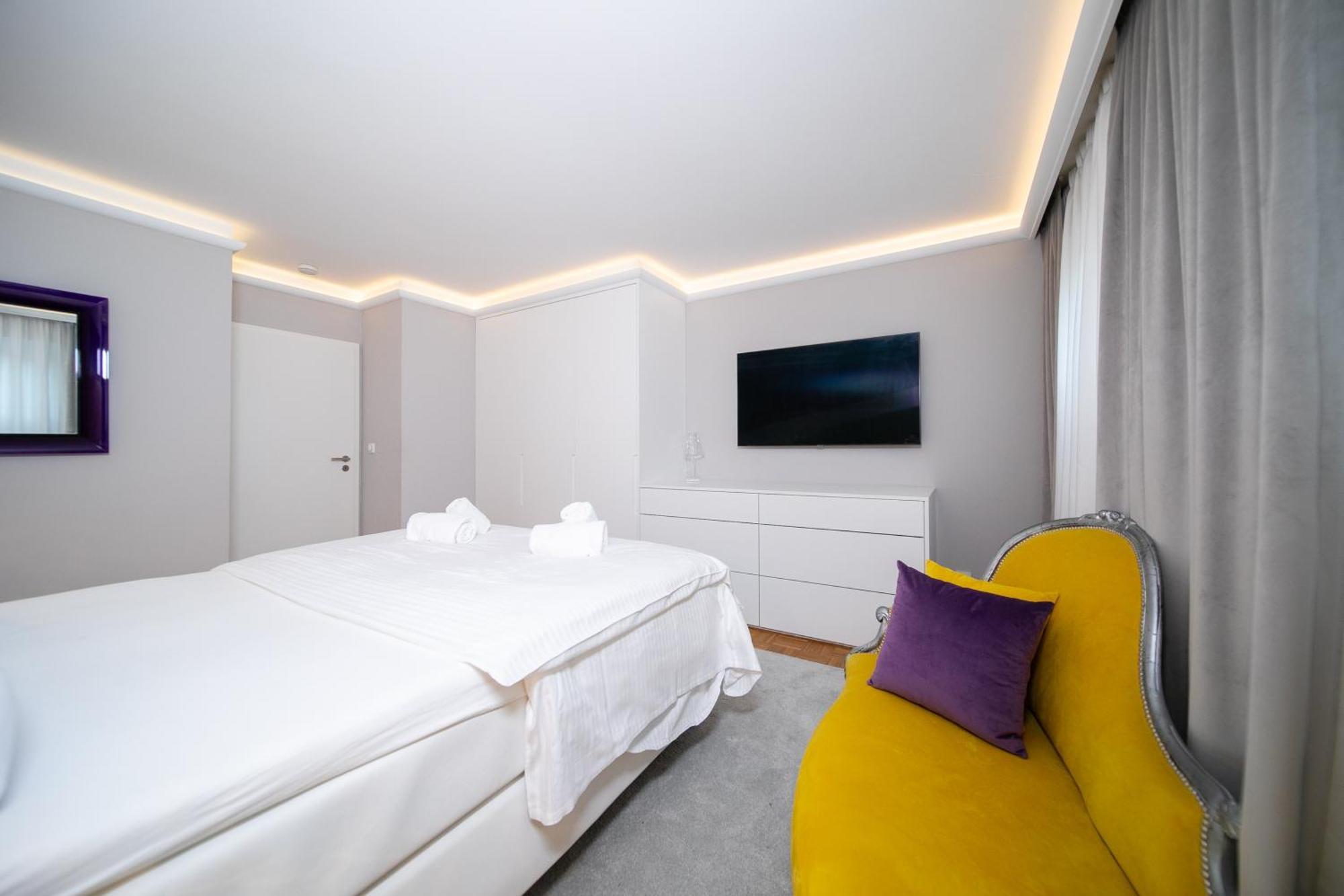 ניאוס Loft4You - Hideaway - By Favorite Stays מראה חיצוני תמונה