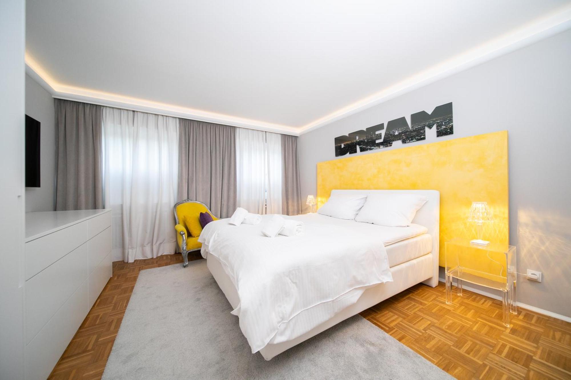 ניאוס Loft4You - Hideaway - By Favorite Stays מראה חיצוני תמונה